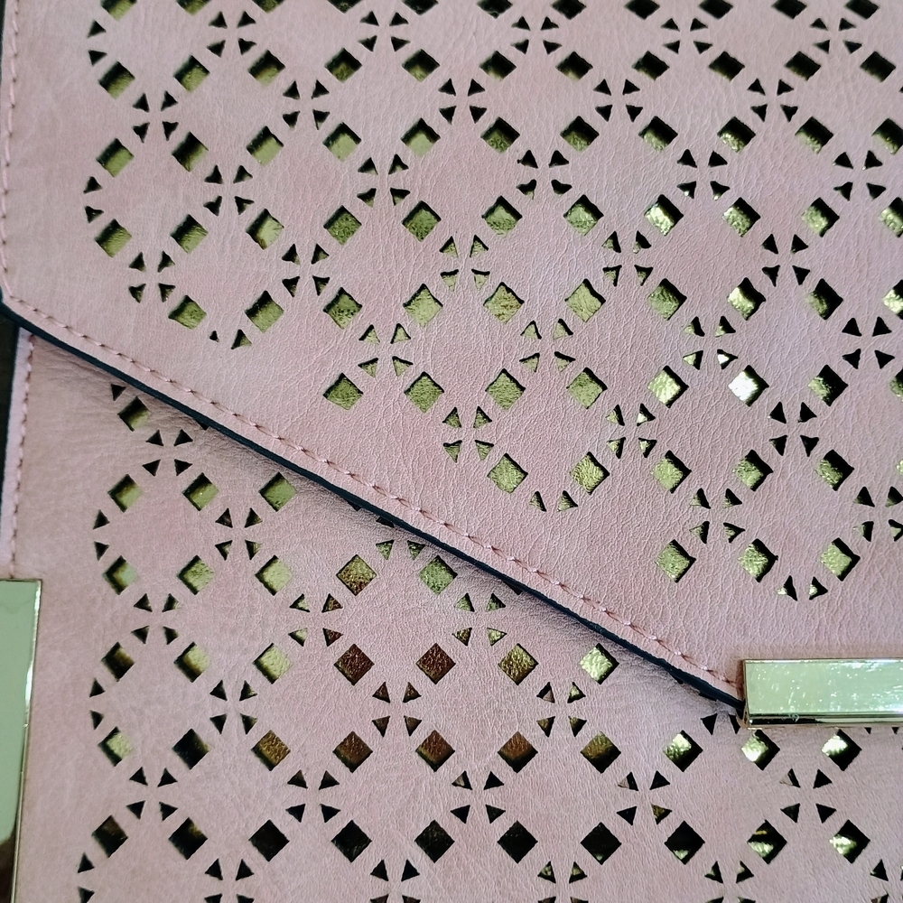 Mauve Color Laser-Cut Clutch - Picture 3 of 5